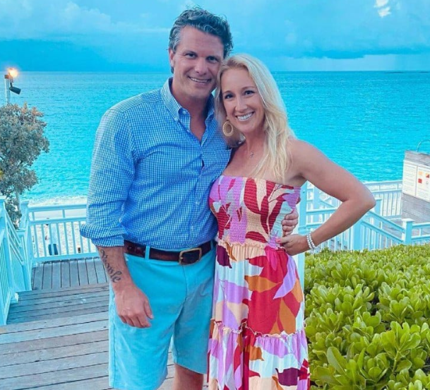 pete hegseth new wife